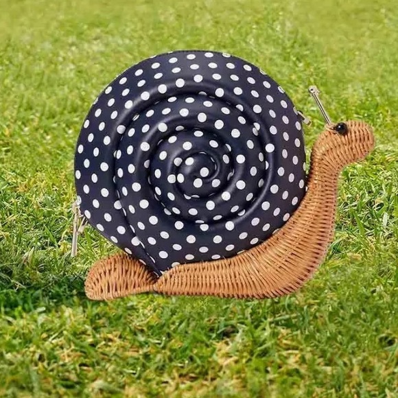 Kate Spade Enchanted Forest Wicker Scarlet polka - Picture 5 of 9